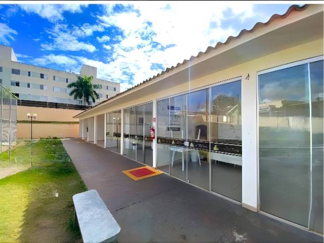#895 - Apartamento para Venda em Arapongas - PR - 2