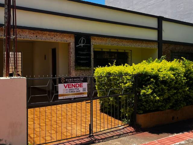 #906 - Casa para Venda em Arapongas - PR - 2