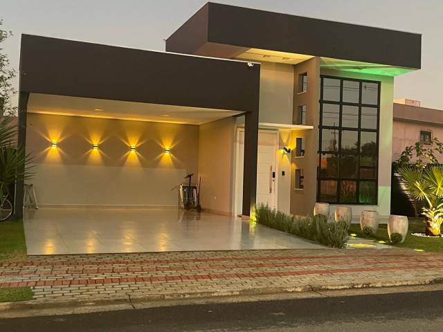 #914 - Casa para Venda em Arapongas - PR - 2