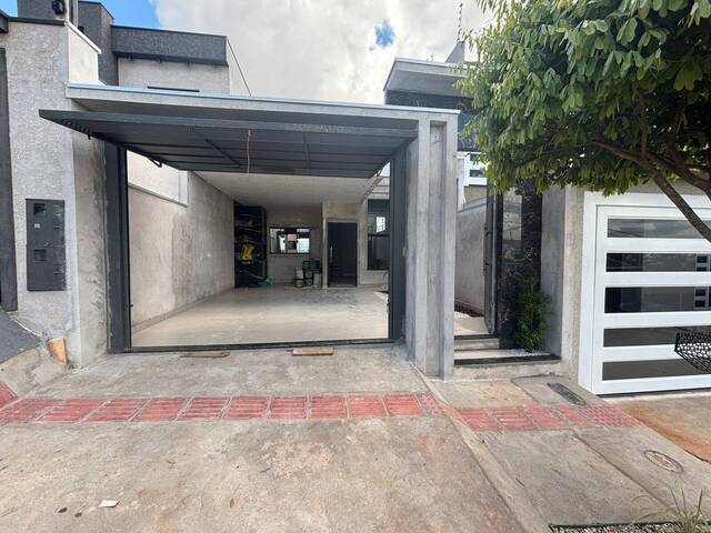 #921 - Casa para Venda em Arapongas - PR - 1