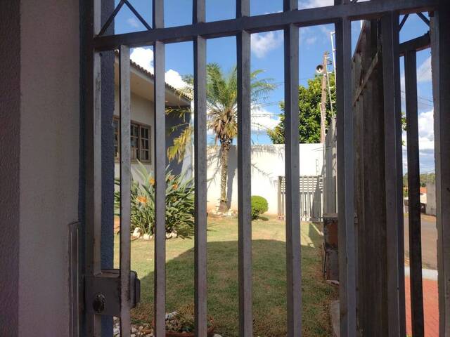 #922 - Casa para Venda em Arapongas - PR - 3