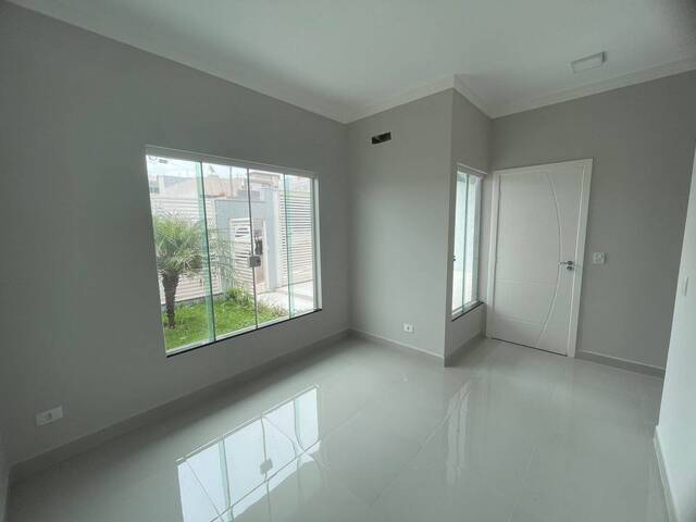 #943 - Casa para Venda em Arapongas - PR - 3