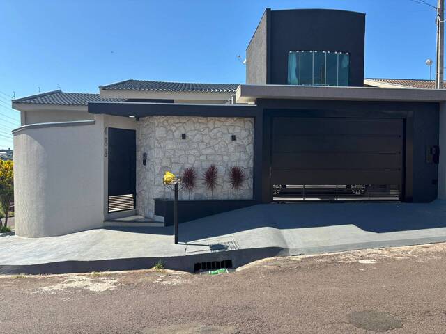 #925 - Casa para Venda em Arapongas - PR - 2