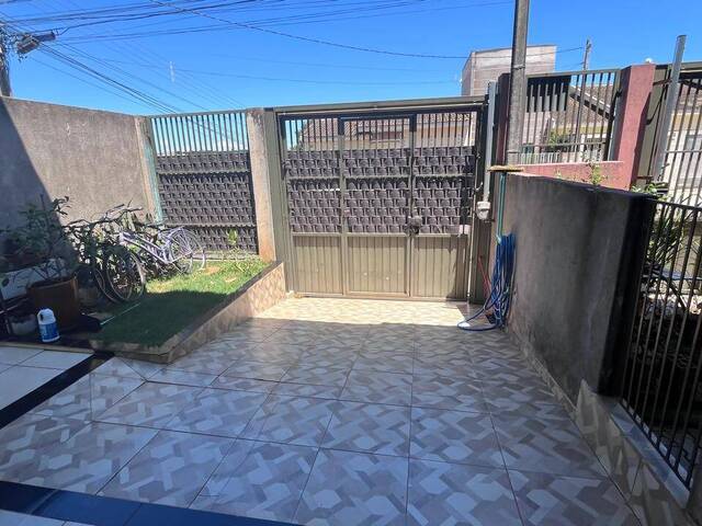 #953 - Casa para Venda em Arapongas - PR - 2
