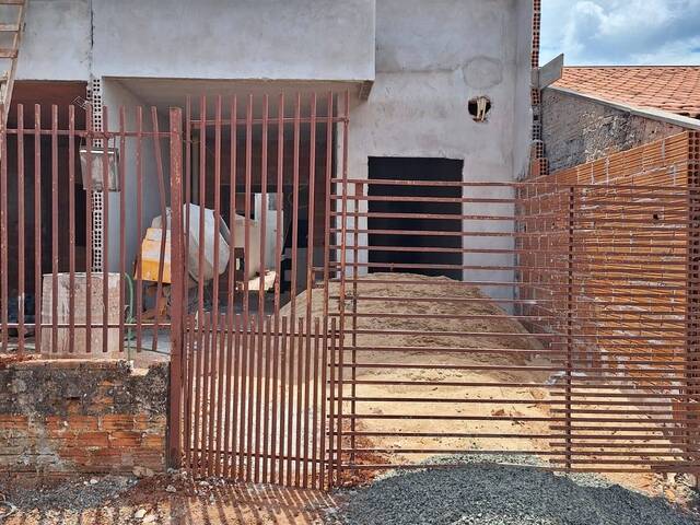 #963 - Casa para Venda em Arapongas - PR - 1