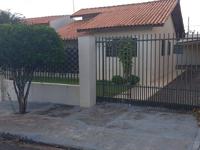 Casa para Venda em Arapongas - 3