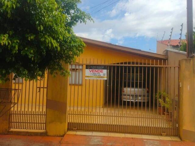 #976 - Casa para Venda em Arapongas - PR - 1