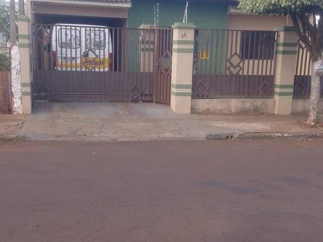 #983 - Casa para Venda em Arapongas - PR - 1