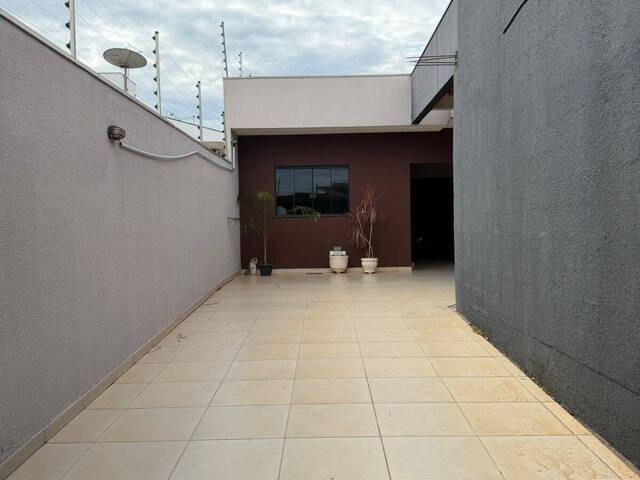 #945 - Casa para Venda em Arapongas - PR - 3