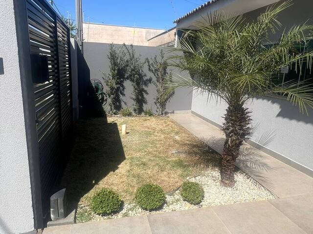 #997 - Casa para Venda em Arapongas - PR - 2