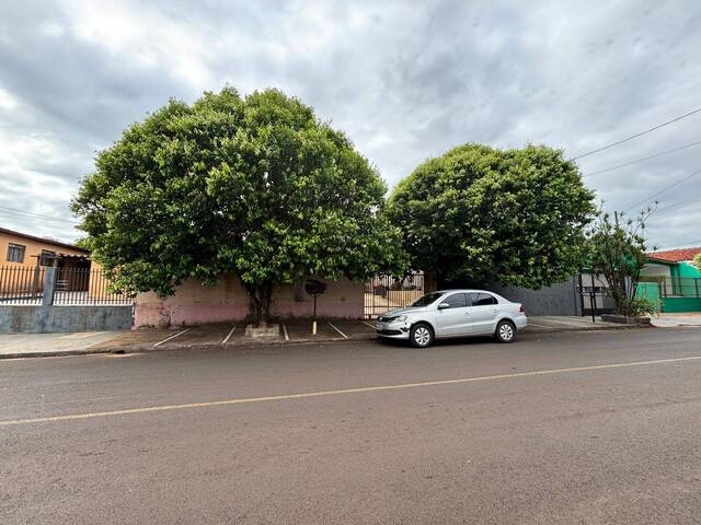 #1003 - Casa para Venda em Arapongas - PR - 2