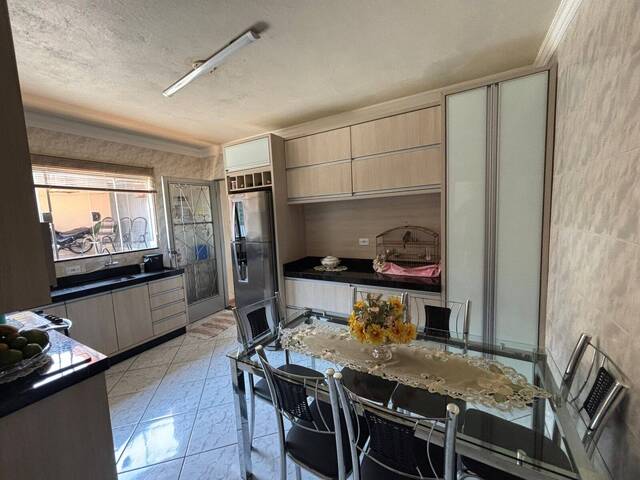 Casa para Venda em Arapongas - 3