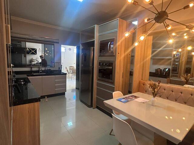 Casa para Venda em Arapongas - 4