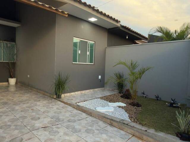 #1090 - Casa para Venda em Arapongas - PR - 3