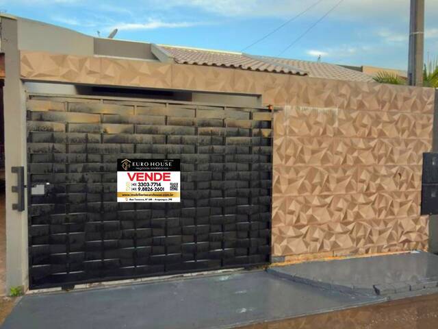 #1090 - Casa para Venda em Arapongas - PR - 1