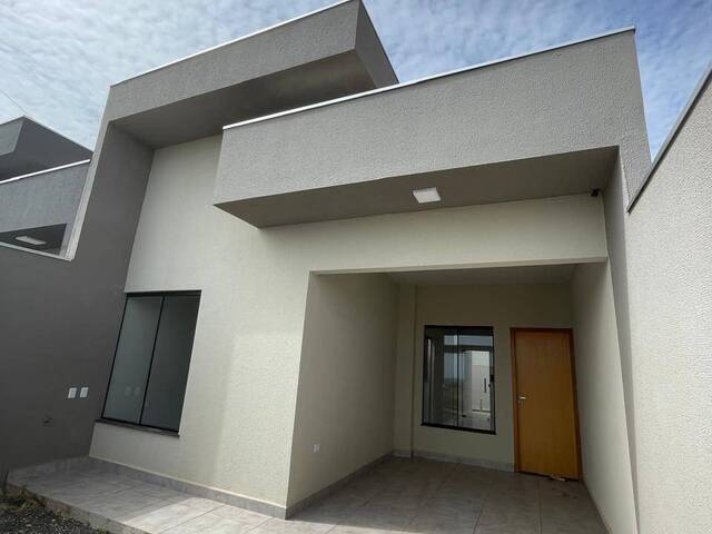 #1095 - Casa para Venda em Arapongas - PR - 2
